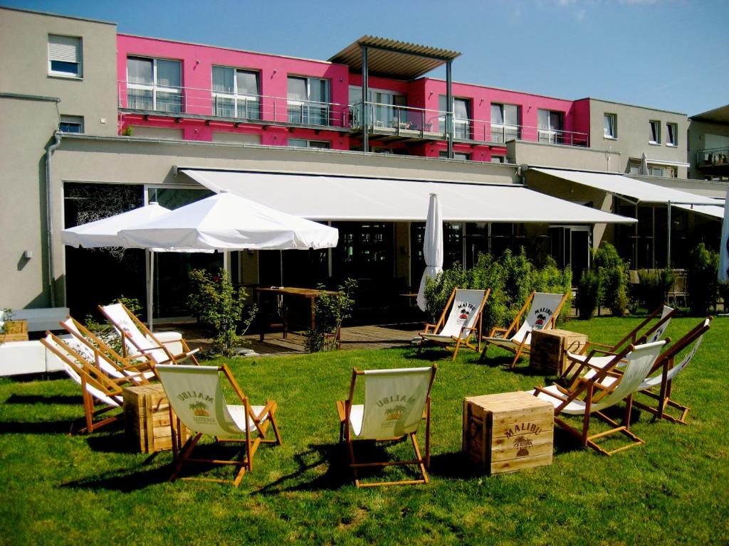 Hotel Schlafstadt Eimeldingen Exteriör bild